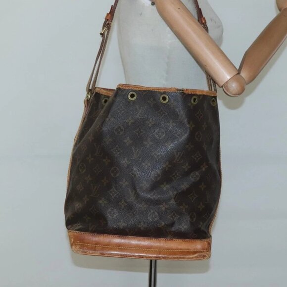 LOUIS VUITTON Monogram Noe Shoulder Bag M42224 LV Auth 126038 - Picture 3 of 16